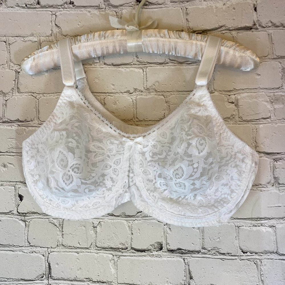 White Bali Smooth Stretch Lace Underwire Bra 3432 – Size 40C